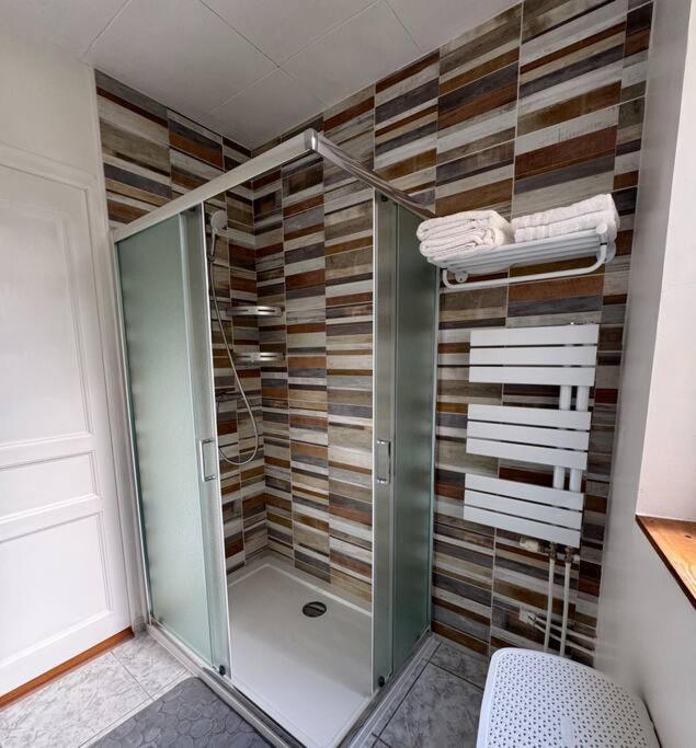 Luxury Room - Havre De Paix Avec Jacuzzi Prive Bar-le-Duc Esterno foto
